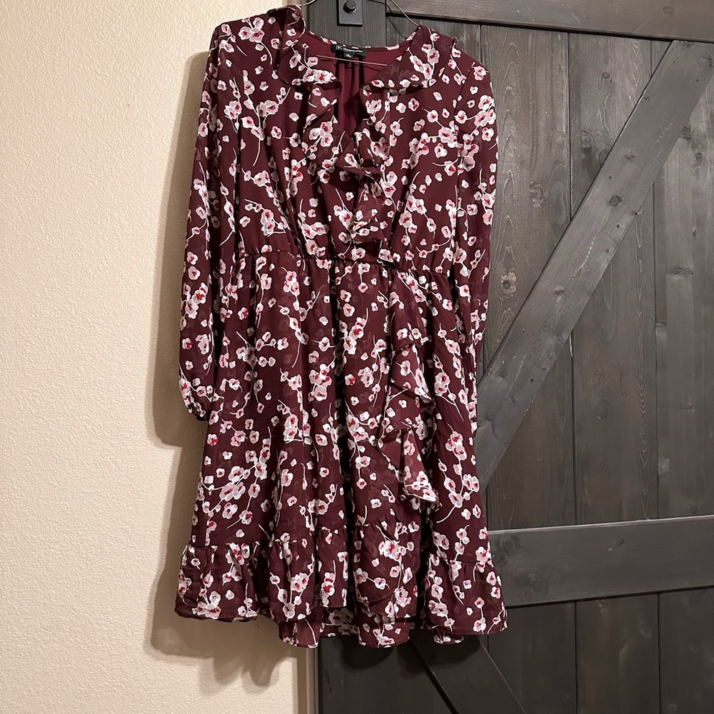 Dress - Picture 1 of 2